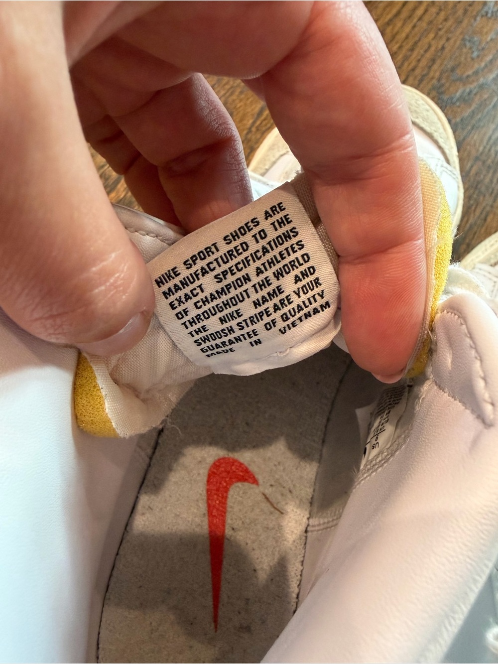 NIKE Blazer Mid ‘77 Vintage High Top White Leather Sneakers - Picture 8 of 9